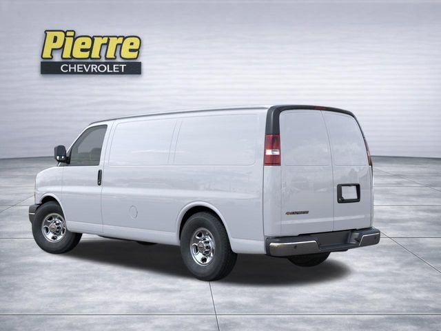 New 2026 Chevrolet Express 2500 w/ Driver Convenience Package RWD video 3