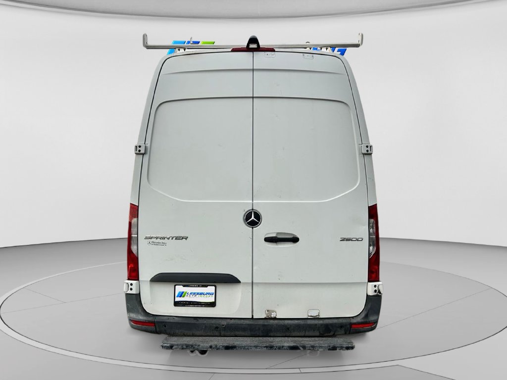 Used 2021 Mercedes-Benz Sprinter 2500 image 4