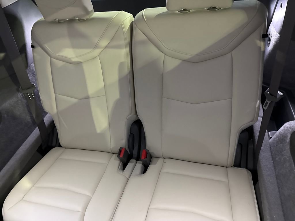 Used 2020 Cadillac XT6 Premium Luxury image 31