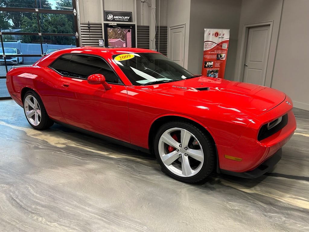 Used 2009 Dodge Challenger SRT8 RWD image 25