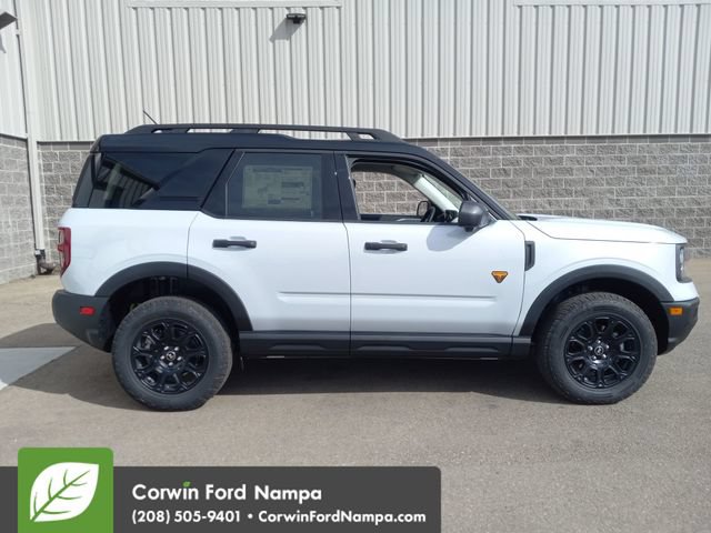 New 2026 Ford Bronco Sport Badlands w/ Badlands Tech Package AWD/4WD image 2