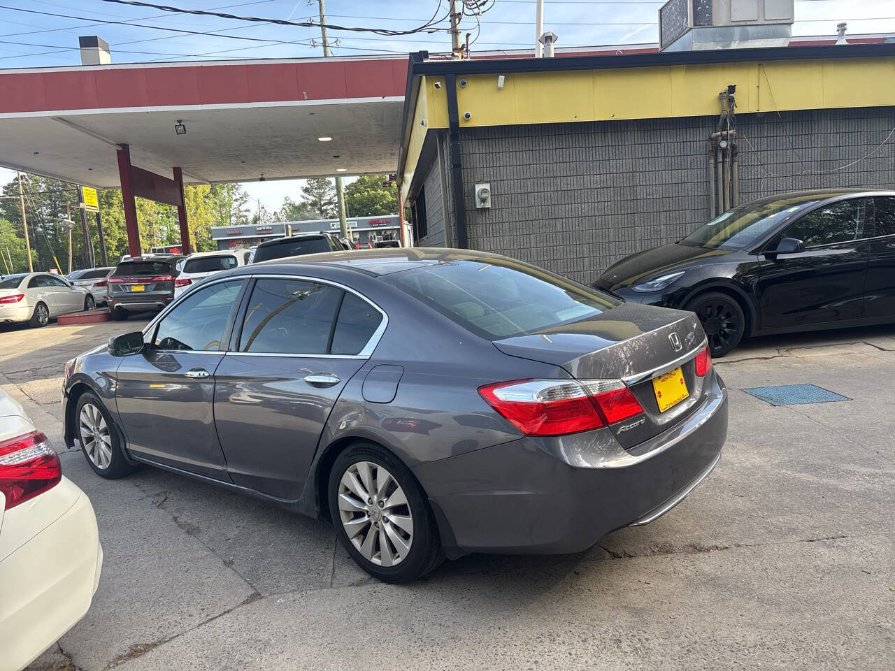 Used 2015 Honda Accord EX image 8