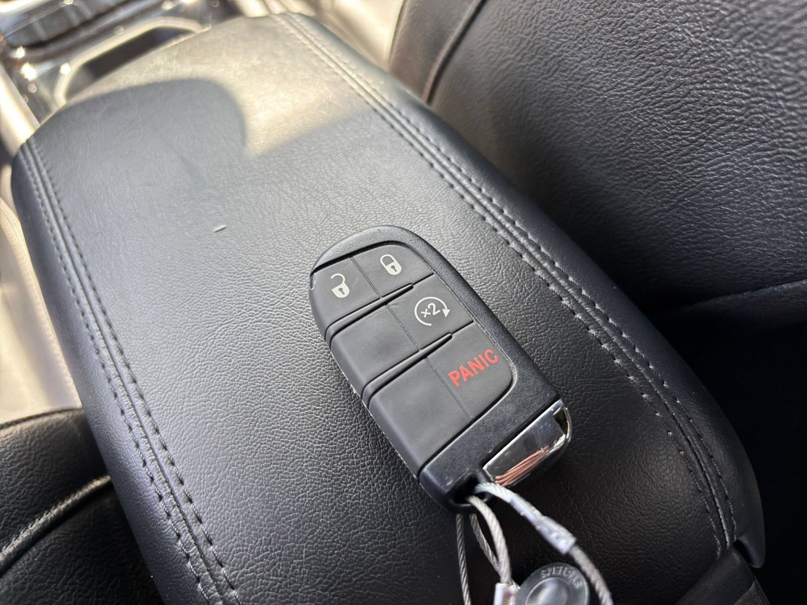 Used 2025 Jeep Compass Limited AWD/4WD image 21