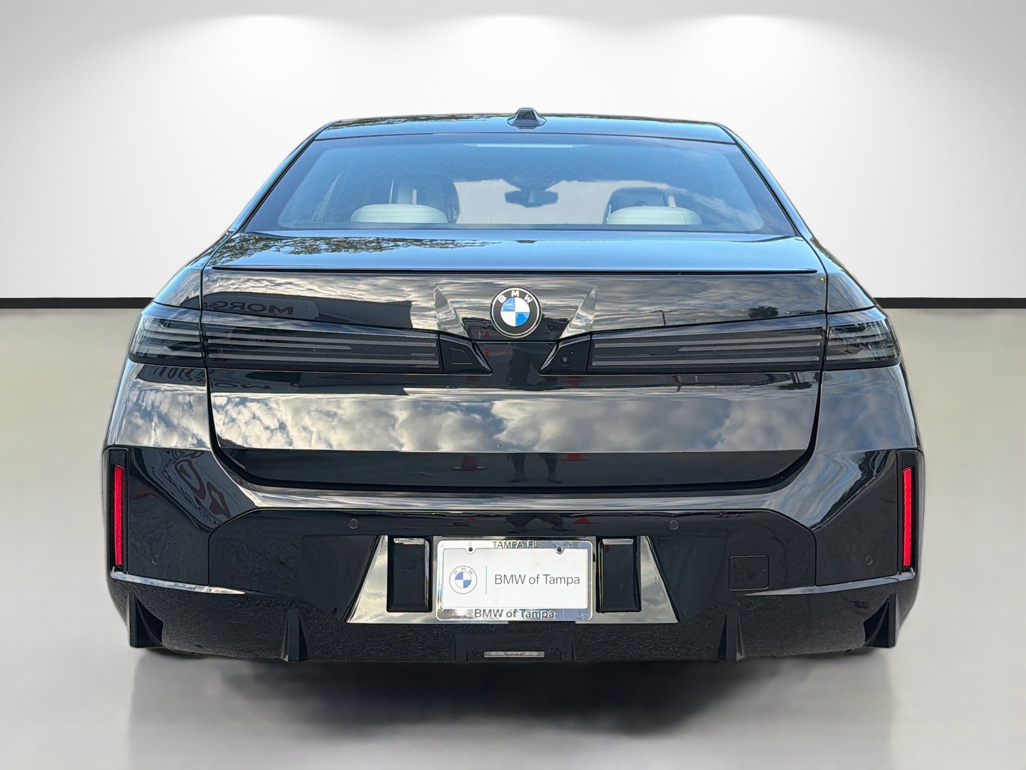 New 2027 BMW 740i w/ Executive Package RWD image 4