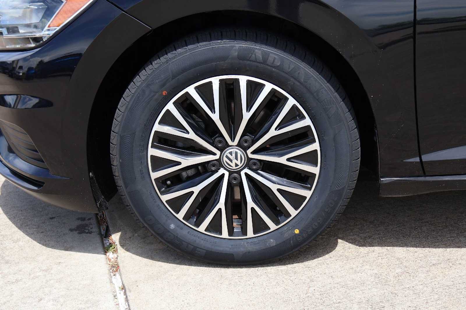Used 2019 Volkswagen Jetta SE FWD image 8