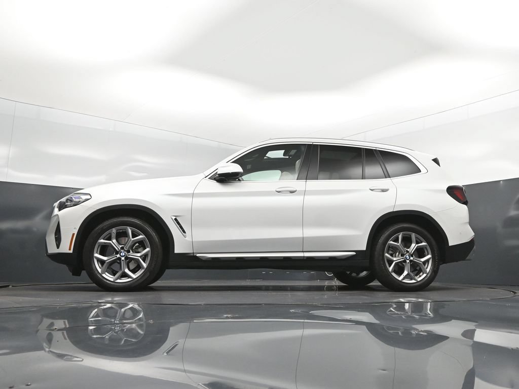 Certified 2024 BMW X3 sDrive30i w/ Premium Package RWD image 39