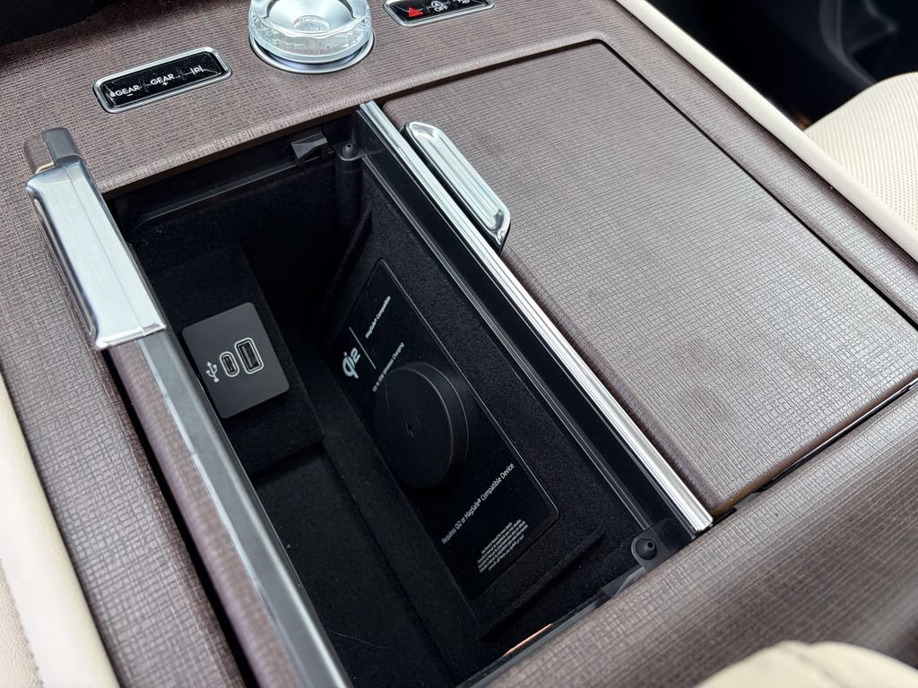 New 2027 Lincoln Navigator Reserve AWD/4WD image 44