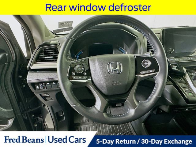 Used 2023 Honda Odyssey Touring image 13