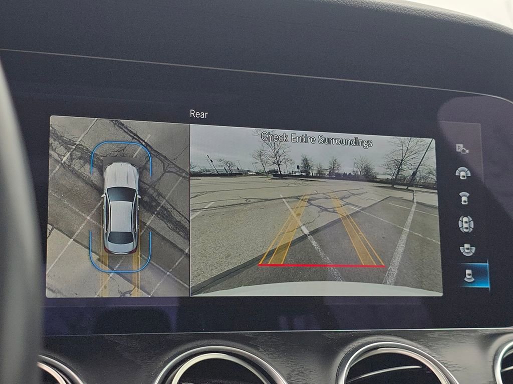 Used 2022 Mercedes-Benz E 350 4MATIC Sedan image 33