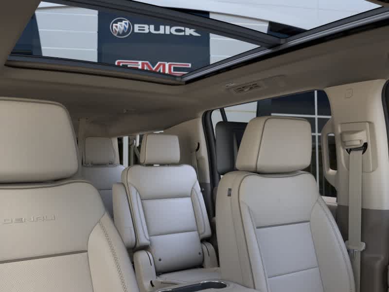 New 2026 GMC Yukon XL Denali w/ Denali Reserve Package AWD/4WD image 24
