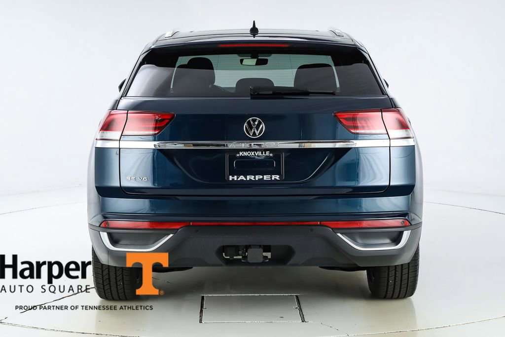 Used 2023 Volkswagen Atlas Cross Sport SE w/ Panoramic Sunroof Package FWD image 8