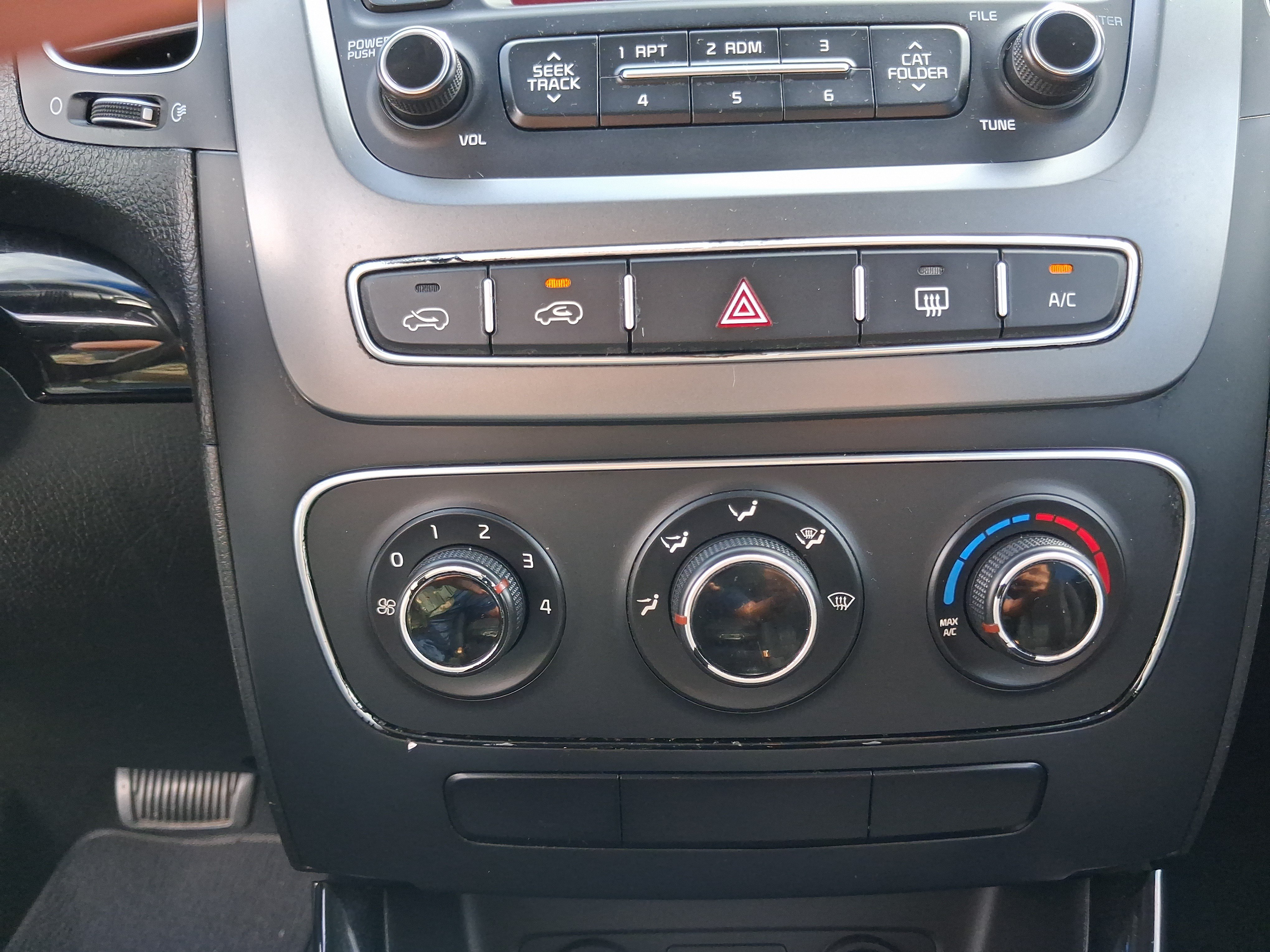 Used 2015 Kia Sorento LX FWD image 18