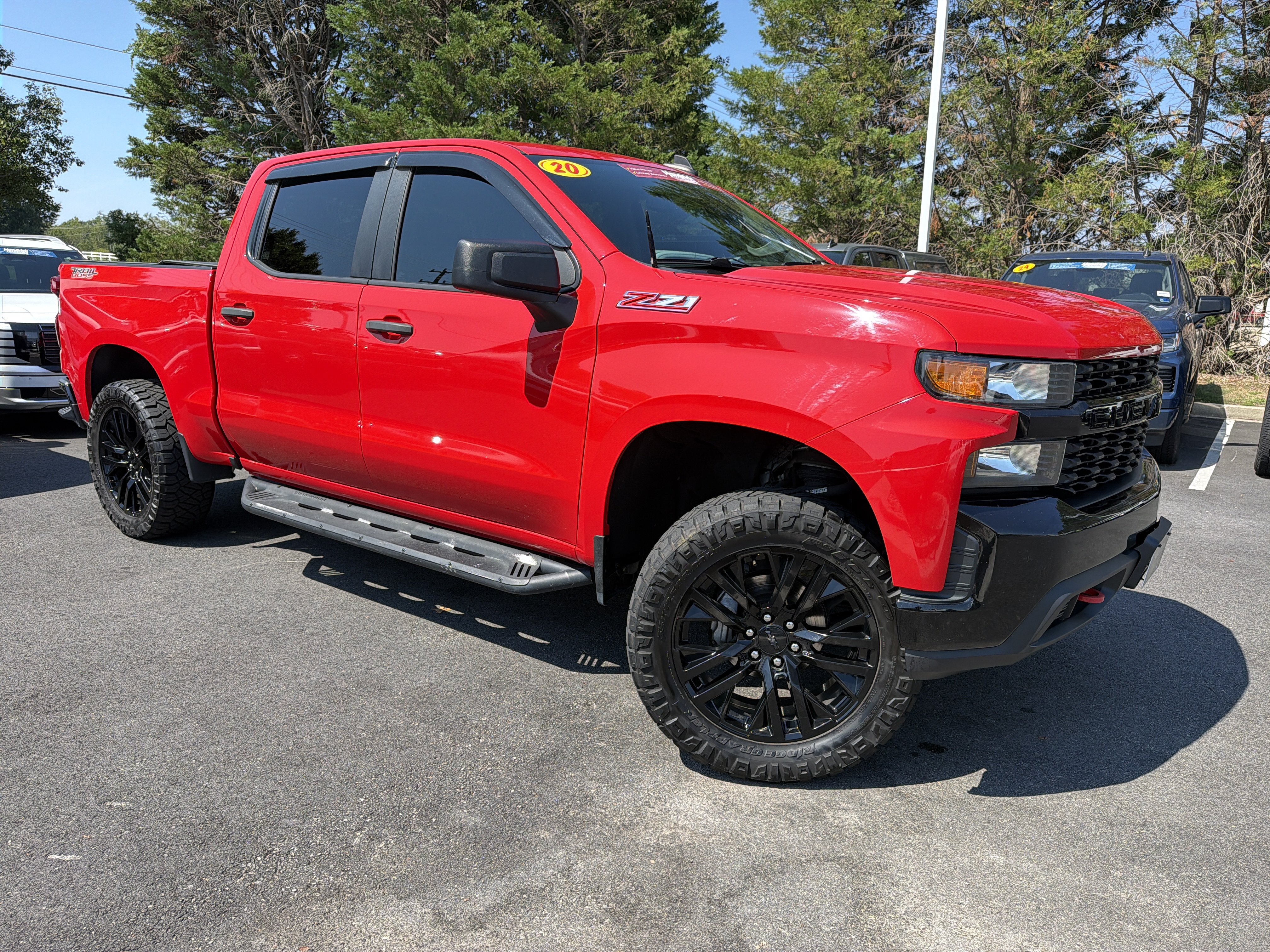 Used 2020 Chevrolet Silverado 1500 Custom Trail Boss w/ Custom Convenience Package AWD/4WD image 2