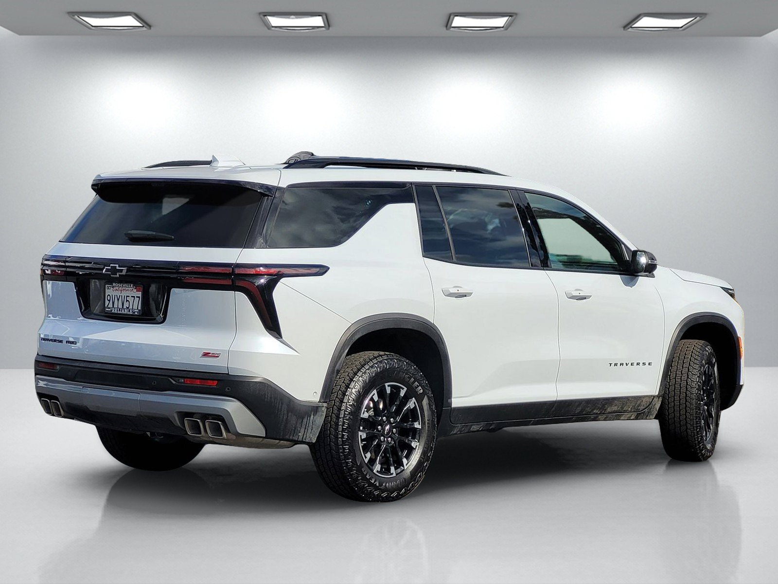Used 2026 Chevrolet Traverse Z71 w/ Enhanced Driving Package AWD/4WD image 4