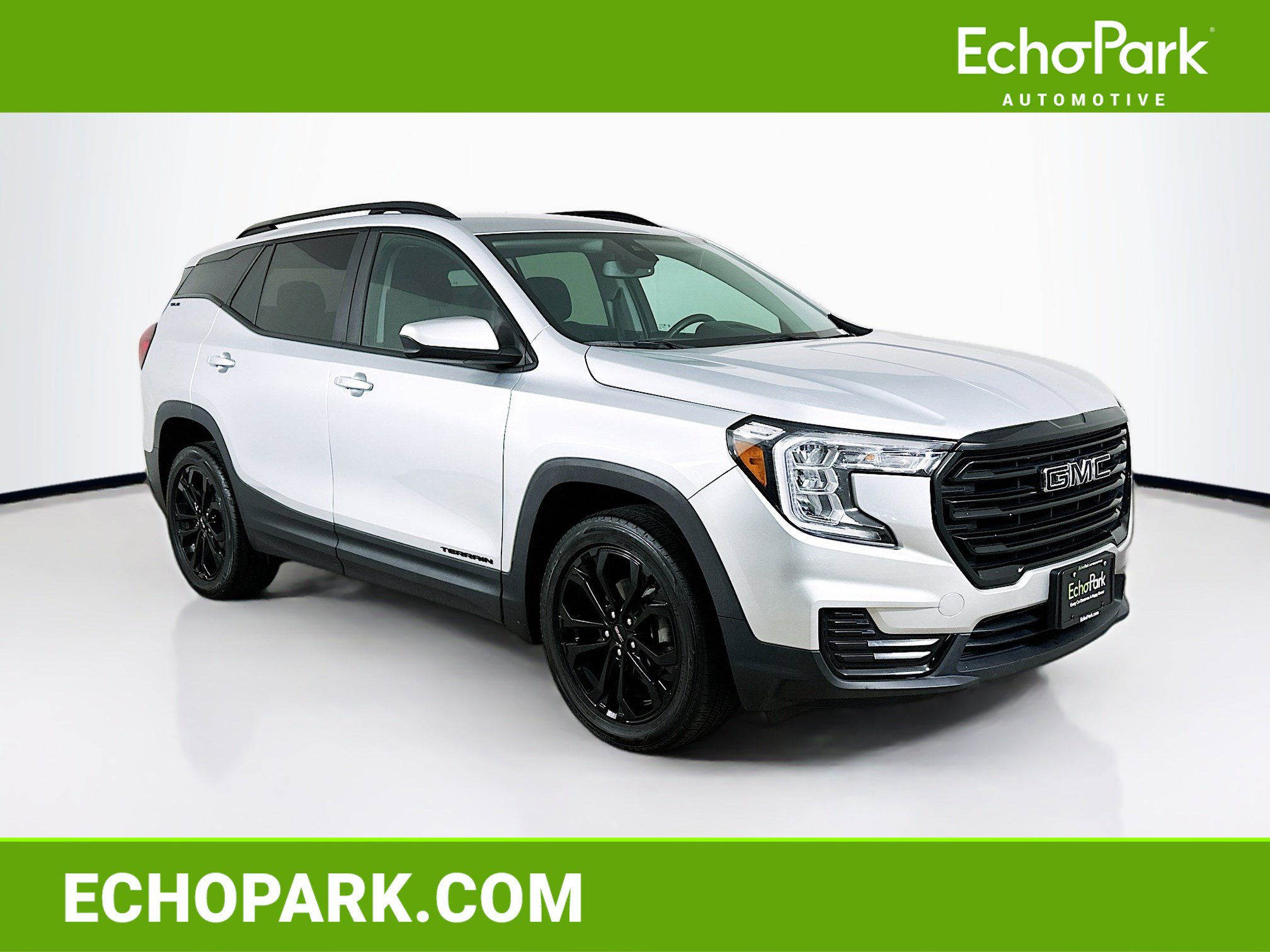 Used 2022 GMC Terrain SLE w/ Driver Convenience Package