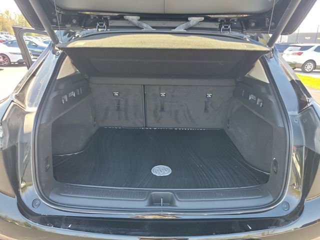 Used 2023 Buick Envision Avenir image 41