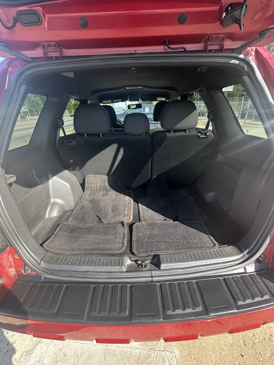 Used 2010 Ford Escape XLT FWD image 12