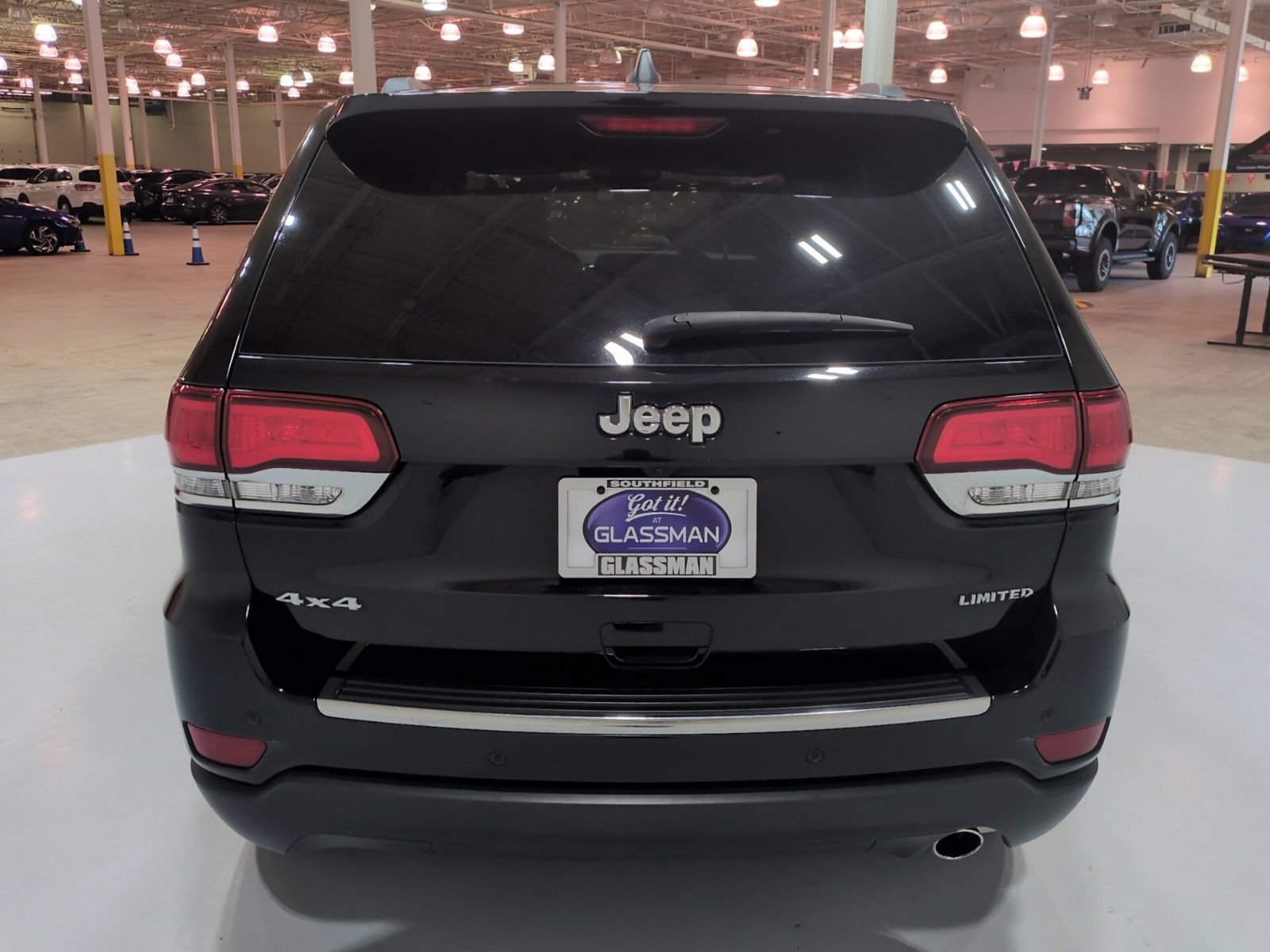 Used 2021 Jeep Grand Cherokee Limited AWD/4WD image 4