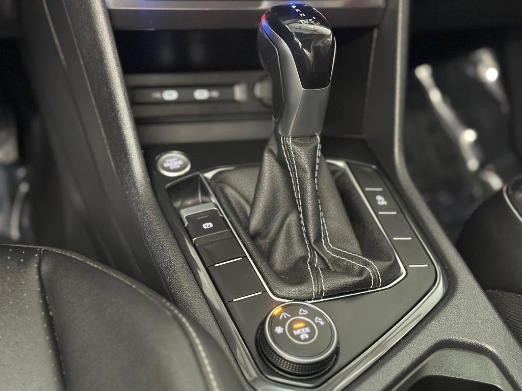 Used 2022 Volkswagen Tiguan SE image 18
