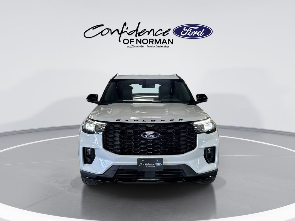 New 2026 Ford Explorer ST-Line w/ ST-Line Street Pack image 2