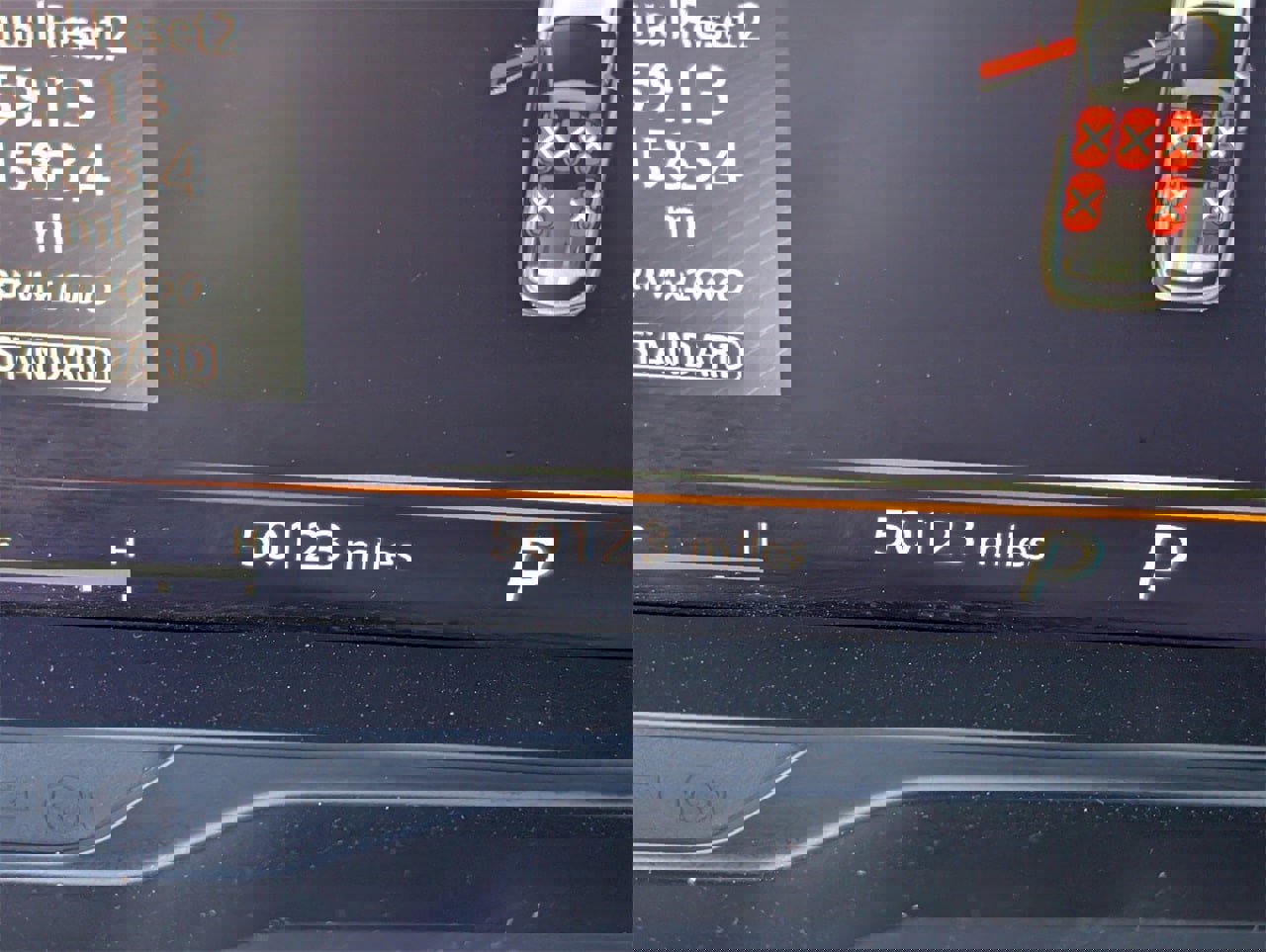 Used 2023 INFINITI QX60 Sensory w/ Cargo Package image 13