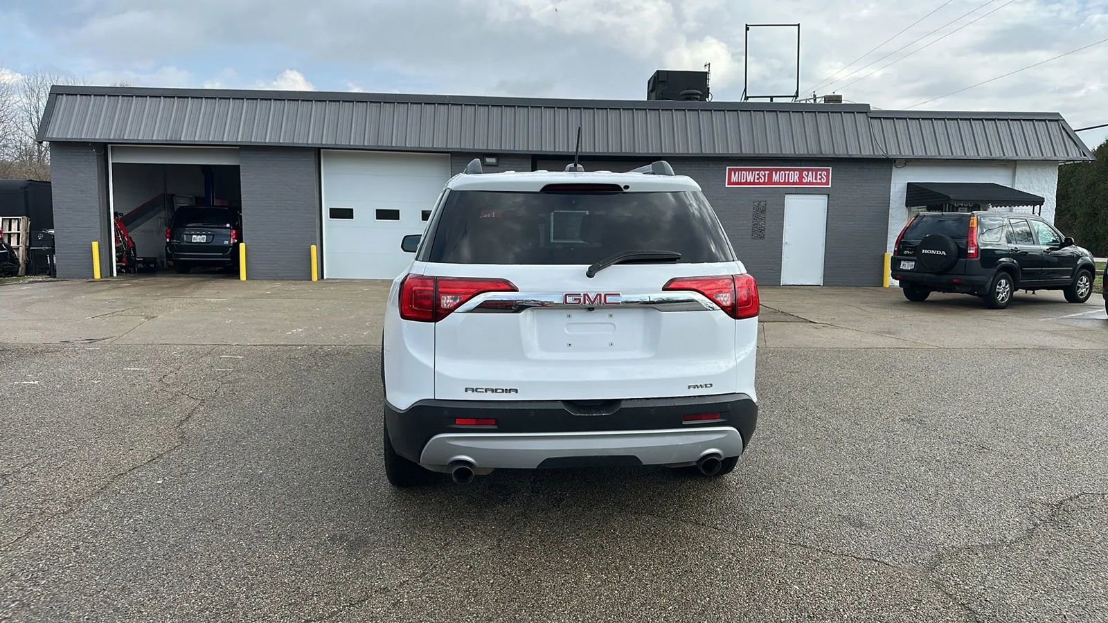 Used 2019 GMC Acadia SLT image 4