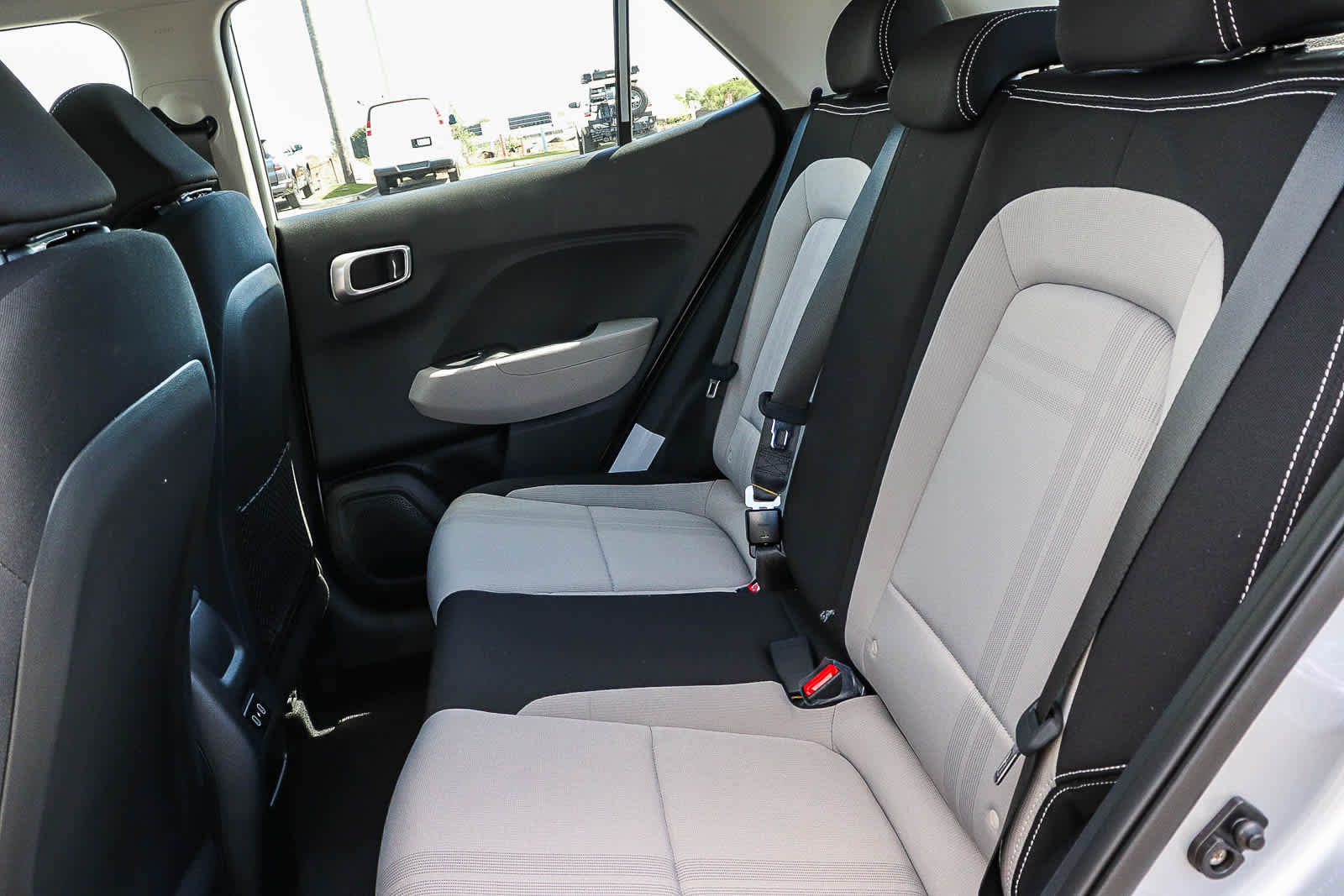 New 2026 Hyundai Venue SEL FWD image 22