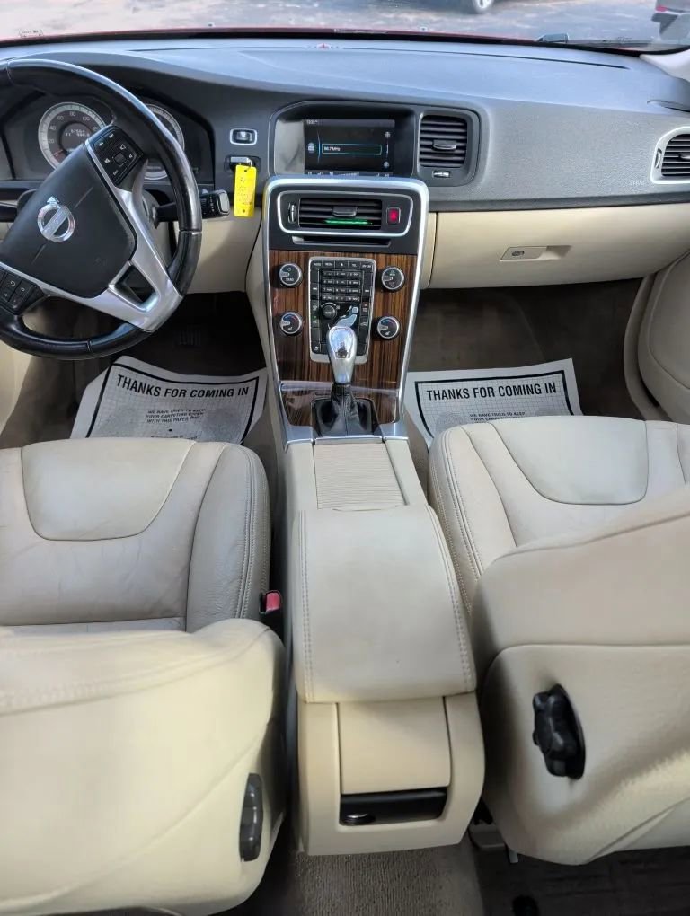 Used 2013 Volvo S60 T5 image 16