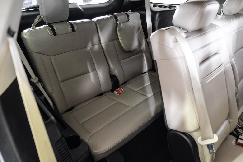 Used 2020 Ford Explorer Limited AWD/4WD image 45