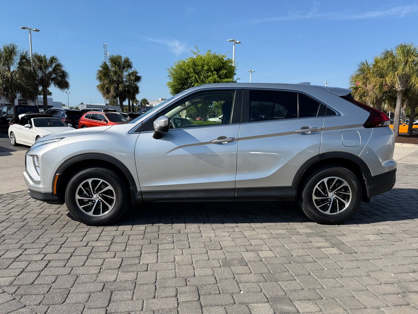 Used 2022 Mitsubishi Eclipse Cross ES image 11