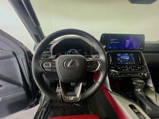 Used 2024 Lexus LX 600 F Sport image 14