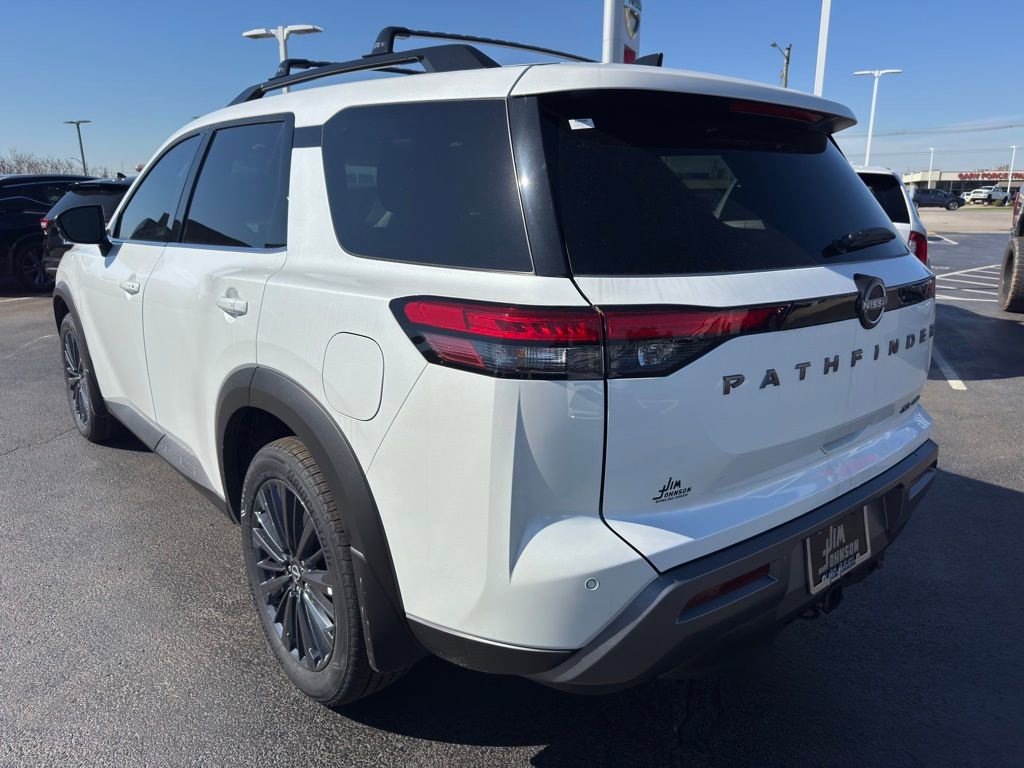 New 2026 Nissan Pathfinder SL w/ SL Premium Package image 3