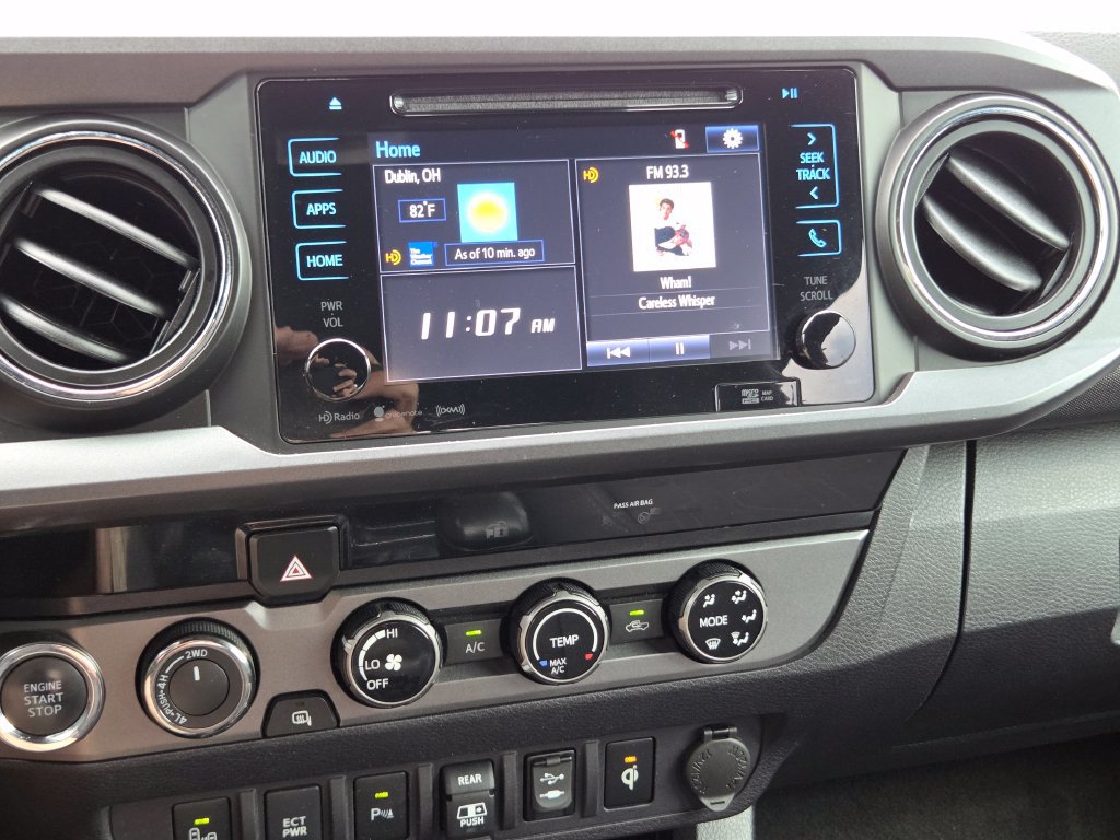 Used 2018 Toyota Tacoma TRD Sport w/ Technology Package AWD/4WD image 37