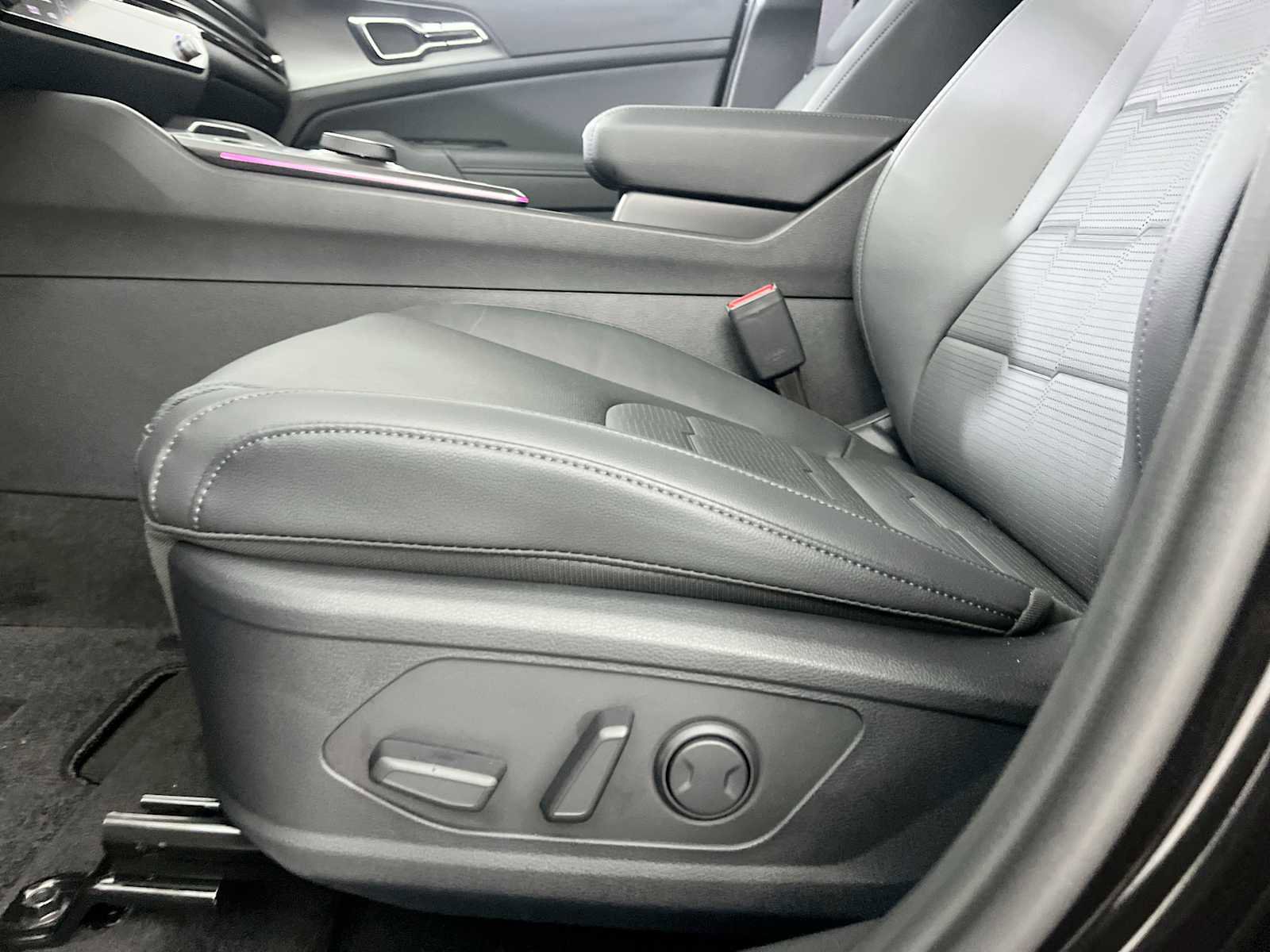 Used 2026 Kia Sportage SX Prestige image 14