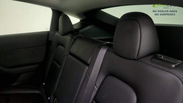Used 2025 Tesla Model Y Long Range RWD image 43