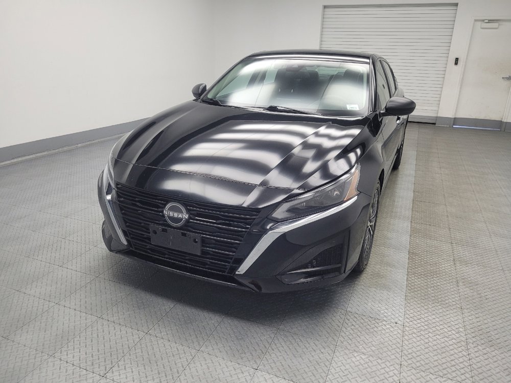 Used 2024 Nissan Altima 2.5 SV image 15