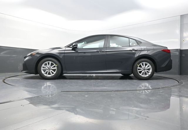 New 2026 Toyota Camry LE FWD image 30