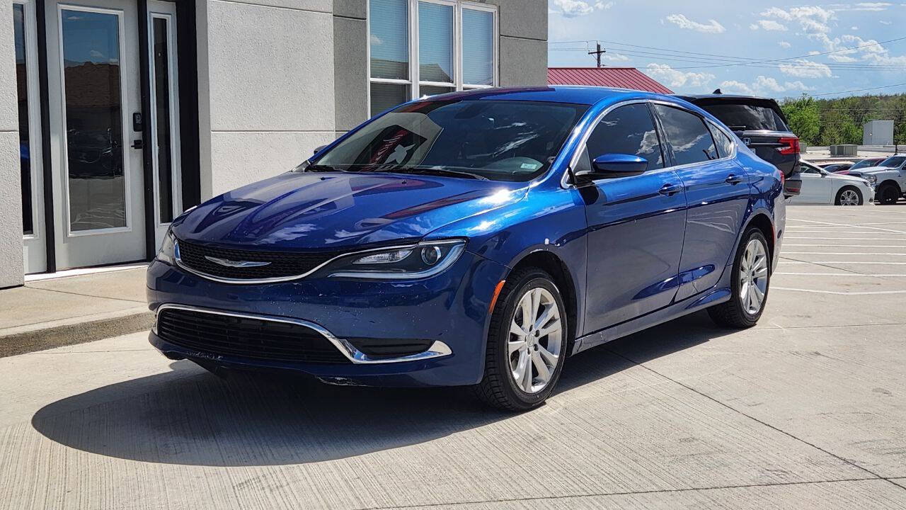 Used 2016 Chrysler 200 Limited FWD image 23