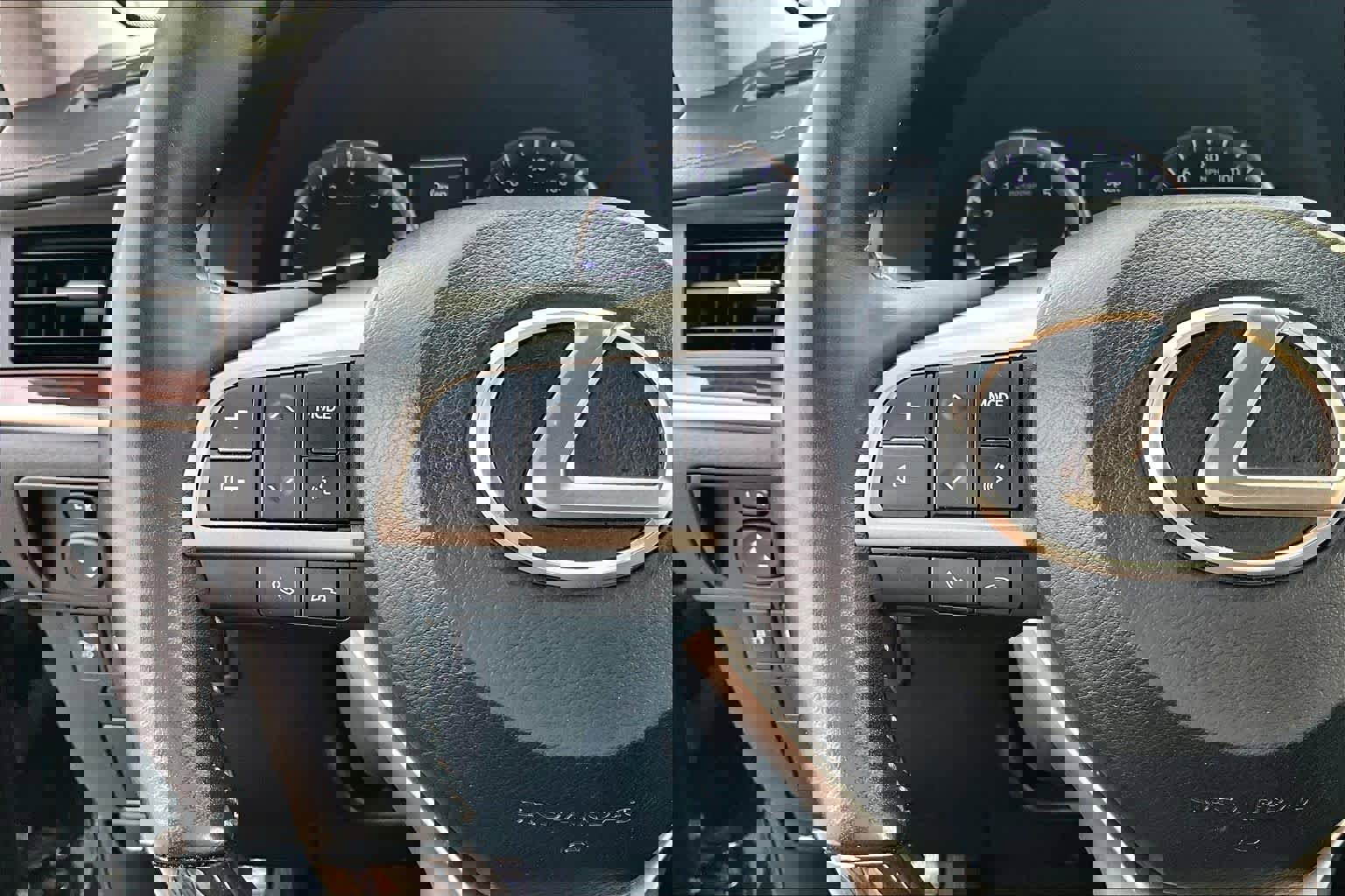 Used 2016 Lexus ES 350 image 39