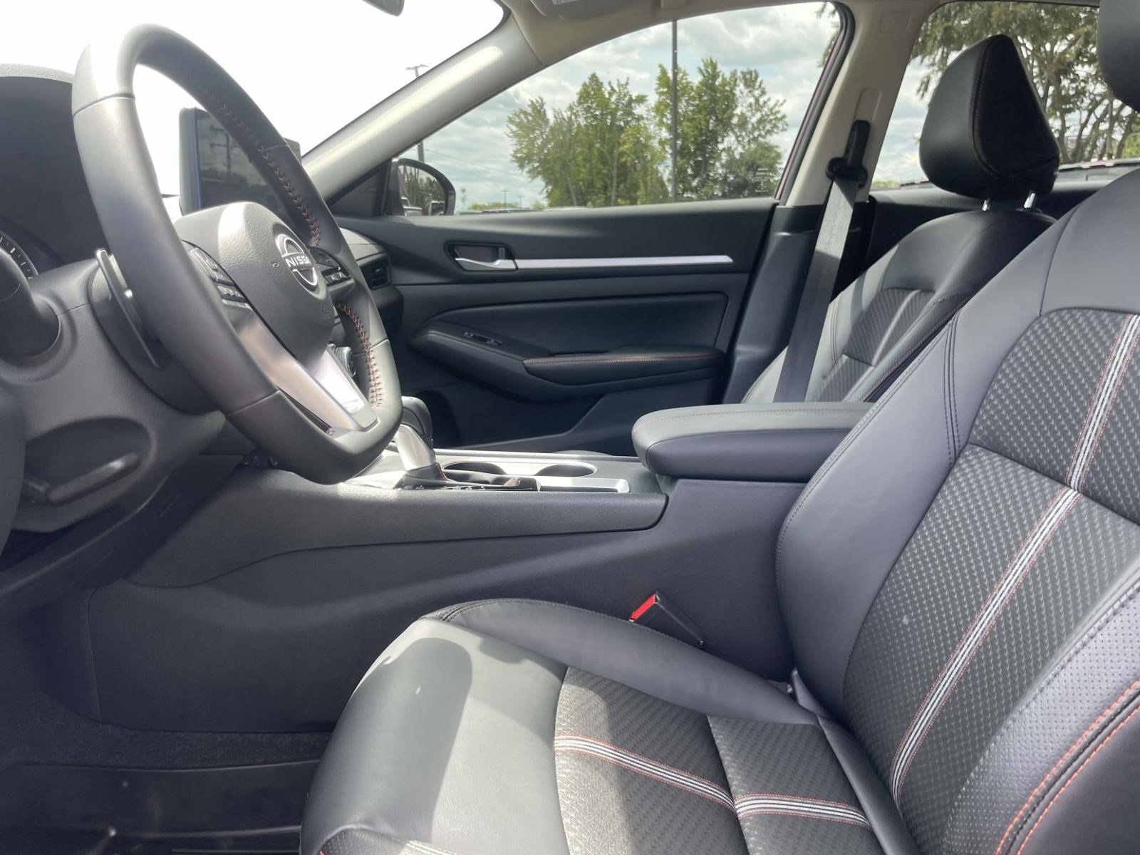 Used 2026 Nissan Altima 2.5 SR FWD image 14