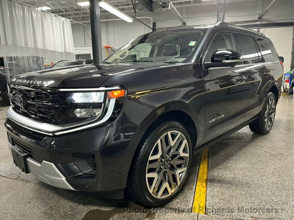 Used 2025 Ford Expedition Platinum w/ Platinum Ultimate Package image 7