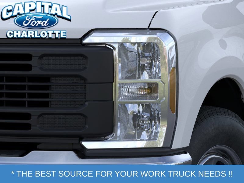 New 2026 Ford F250 XL w/ XL Chrome Package RWD image 18