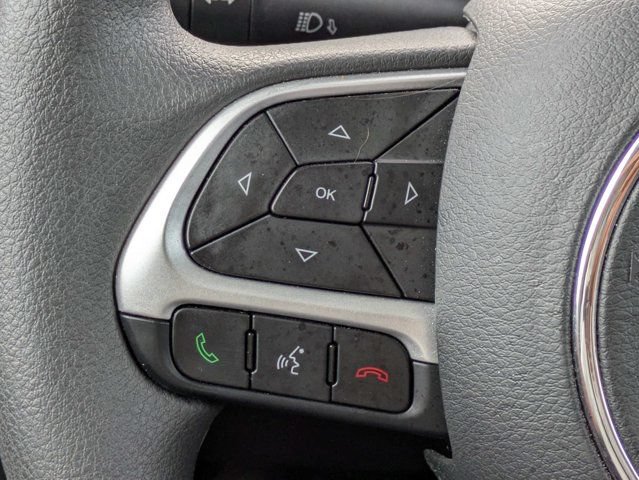 Certified 2023 Jeep Renegade Latitude w/ Sun/Sound Group AWD/4WD image 25