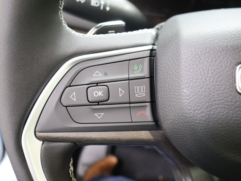 New 2027 Jeep Grand Cherokee Limited AWD/4WD image 25