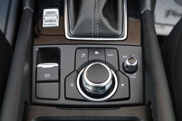 Used 2017 MAZDA MAZDA3 Sport w/ Preferred Equipment Package FWD image 40
