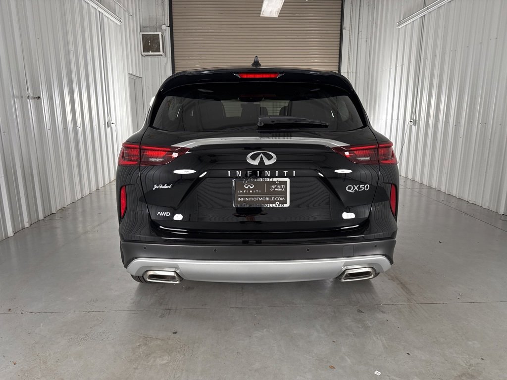 Certified 2025 INFINITI QX50 Pure image 6