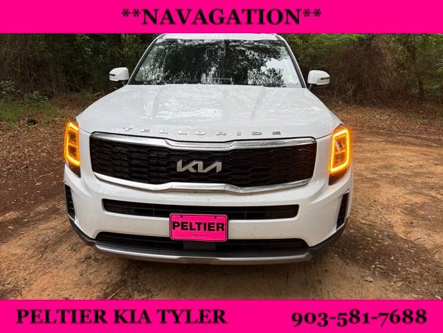 Certified 2022 Kia Telluride EX w/ EX Premium Package FWD image 2