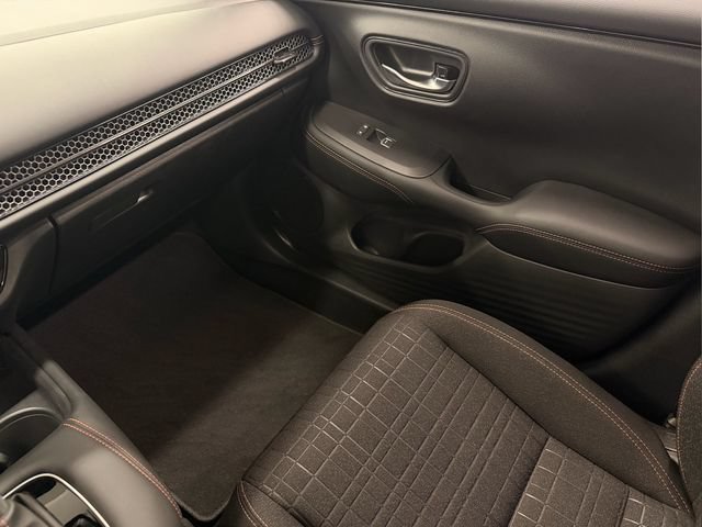 Used 2025 Honda HR-V Sport image 24