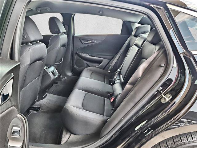Used 2025 Chevrolet Malibu LT FWD image 17