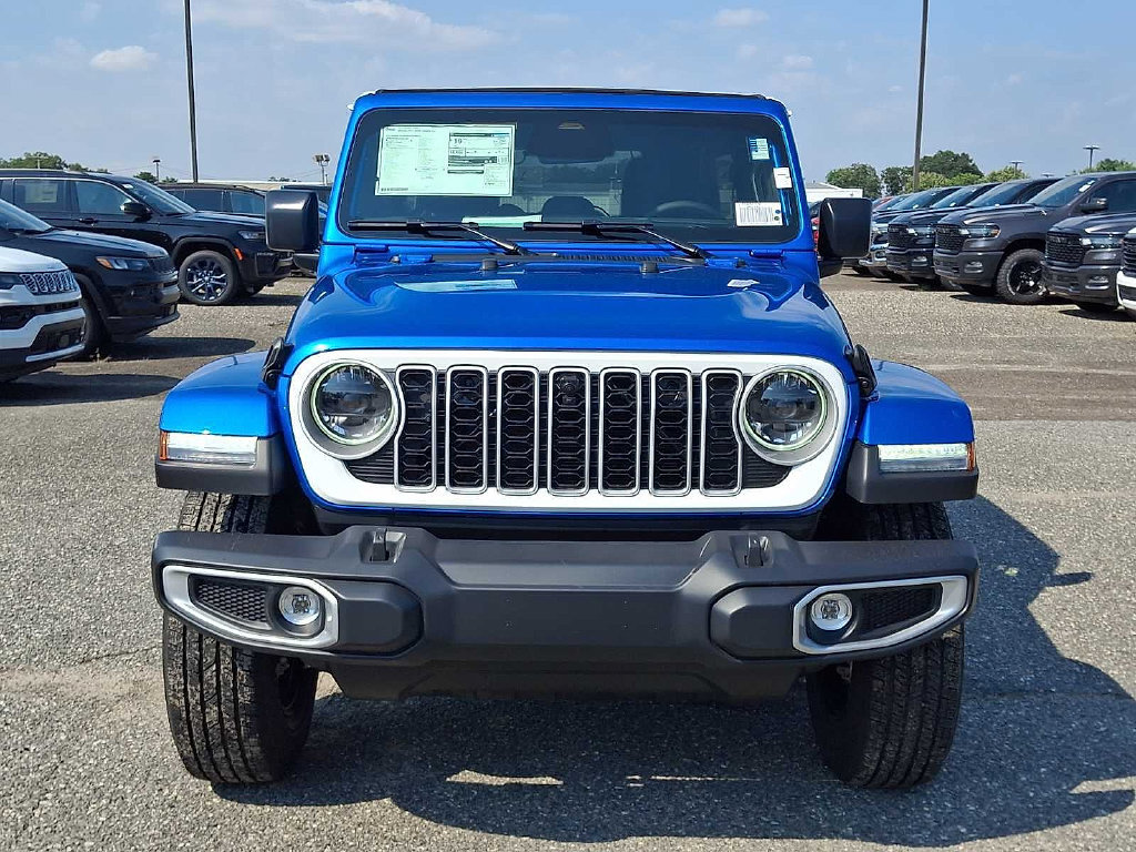 New 2027 Jeep Wrangler Unlimited Sahara w/ Whitecap Package AWD/4WD image 2